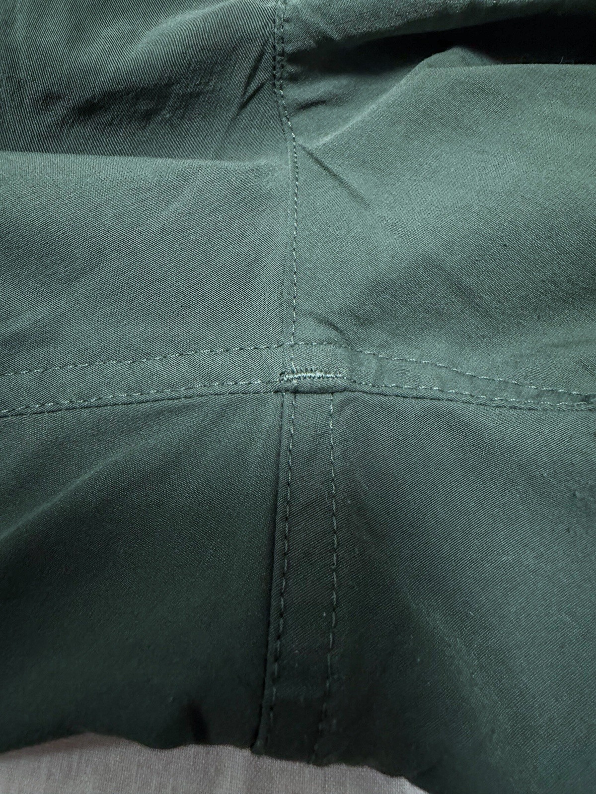 Peak Performance L Outdoor Technical Stretch Hiki… - image 9