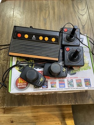 Atari Flashback 7 Classic Game Console Deluxe 101 Built-In Games