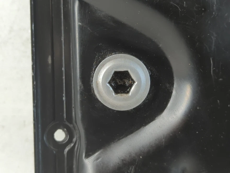 1994-2001 Toyota Camry Engine Oil Pan UJT88 - Image 4 of 4