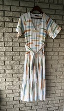 NWT ASOS Design White Pastel V-neck Belted Fit And Flare Retro Dress Size 2