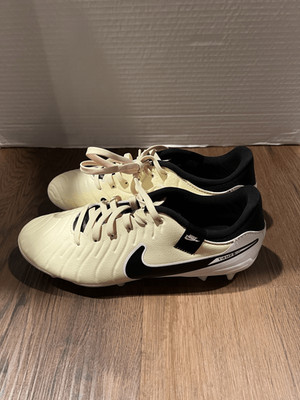 New Nike Tiempo Legend 10 Academy FG MG Soccer Cleat DV4337-700 Men Size 5 US