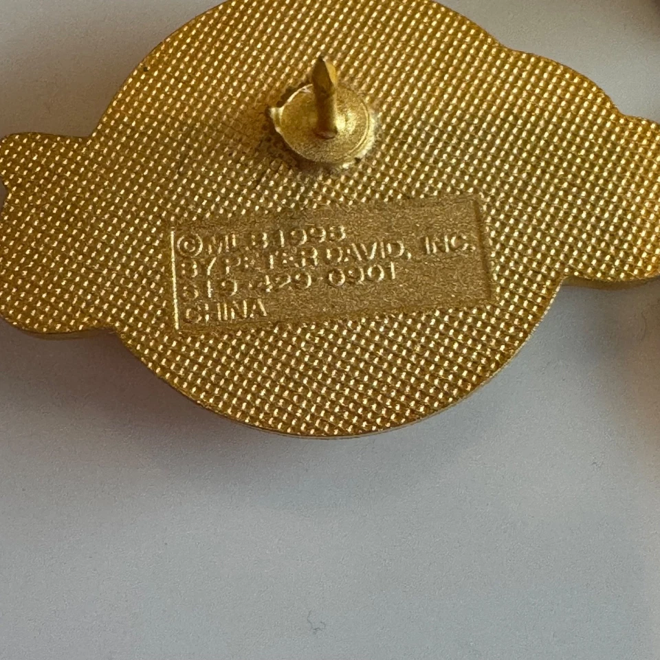 Vintage Cleveland Indians Gold Baseball Script Enamel Lapel Pin Peter David MLB - Image 4 of 4