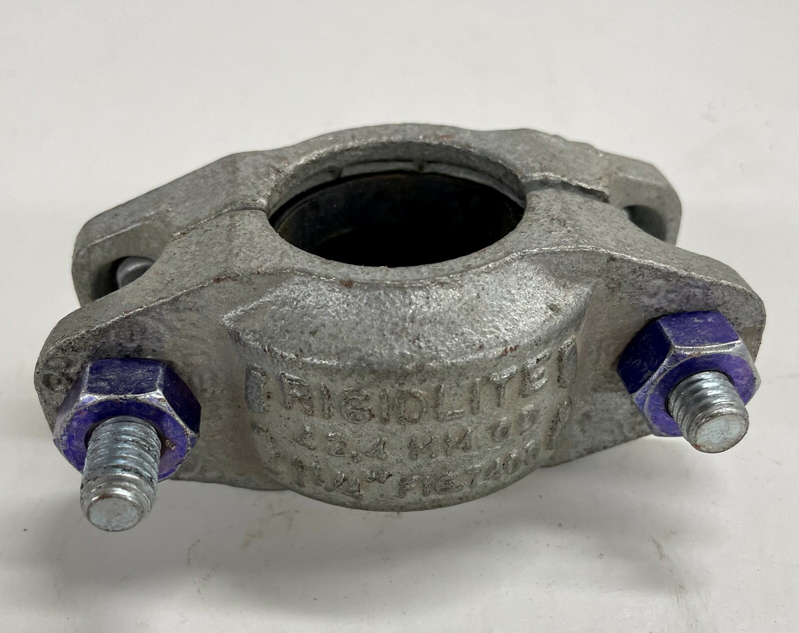 GRUVLOK 7400 RIGIDLITE 11/4" Pipe Coupling Lightweight Rigid Type