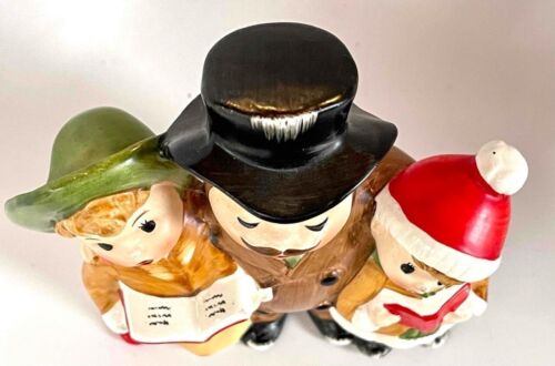 Vintage Caroling Family Trio Music Box Made In Japan Christmas Plays slowly - Picture 4 of 8