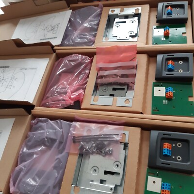 1x SIEMENS MICROMASTER 420 TÜR-MONTAGESATZ 6SE6400-0PM00-0AA0,4 BOP/AOP RECHNUNG