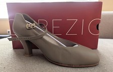 capezio character shoes 7 M