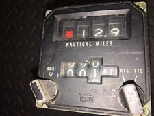 KING RADIO KDI570 DME INDICATOR AIRCRAFT NAVIGATION AID IDEAL OVERHAUL EXCHANGE