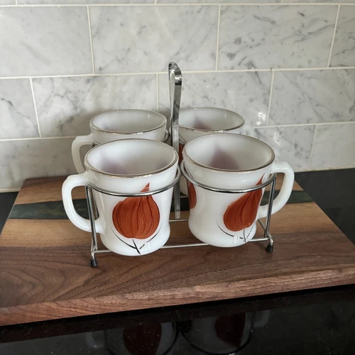 EUC Vintage MCM Anchor Hocking Fire King Milk Glass Mugs with Metal Caddy