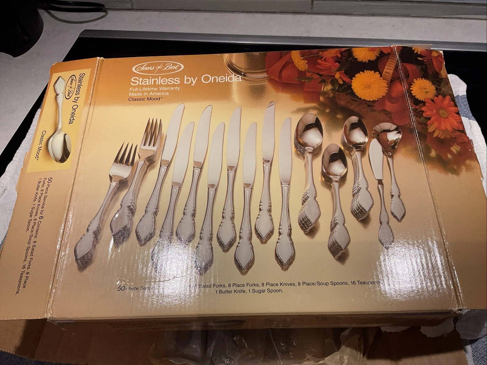 Oneida Classic Mood Stainless Steel 50 Piece Set Serves 8 New Old Stock