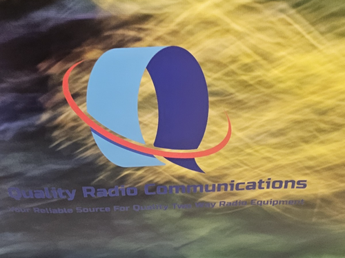 TEN Motorola SL7550 403-470 MHz UHF Dwukierunkowe radio AAH81QCN9NA2AN - Wszystkie włączone zasilanie - Zdjęcie 15 z 15