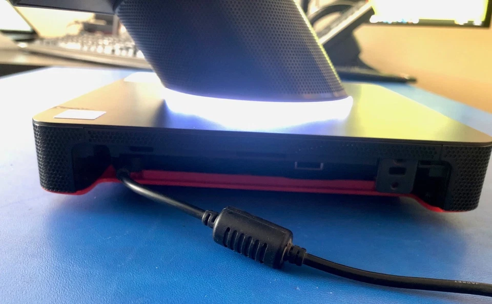 Lenovo ThinkSmart Hub 11H10002US Intel i5-8365U 1.6Ghz 8GB RAM 128GB M.2 SSD Foto 3 de 3