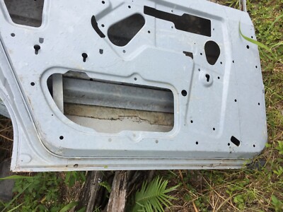 Jaguar Xj6 Xj12 1974-1979 Left Rear Door Shell Reconditioned for