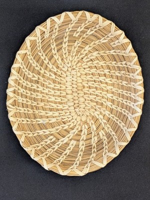 Vtg Early 2000s Tohono O'odom Papago Native American Bear Grass Yucca Basket Tra