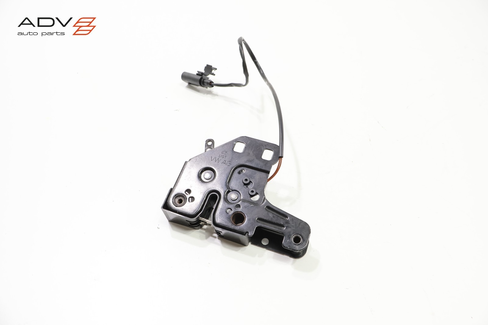 Audi R8 2017-2023 Hood latch P/N 14781