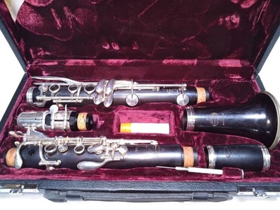 Clarinete Buffet Crampon E13 SP usado con boquilla rígida - Imagen 1 de 4