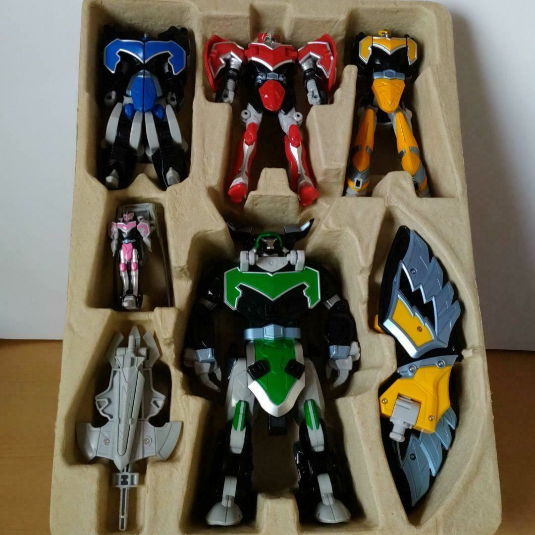 Power Rangers Magiranger Mystic Force DX Magiking Megazord BANDAI