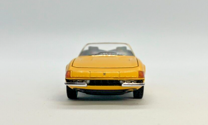 トミカリミテッドビンテージ 365 GTS4 イエロー TLV フェラーリ 365 GTS4（黄） / Ferrari 365 GTS4 (Yellow