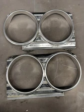1966 Chevrolet Chevelle Malibu El Camino Headlight Bezels Trim Rings Moldings OE