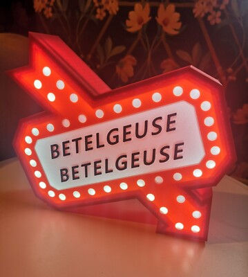 Belelgeuse/Beetlejuice Multi Color LED Light Box mit Fernbedienung