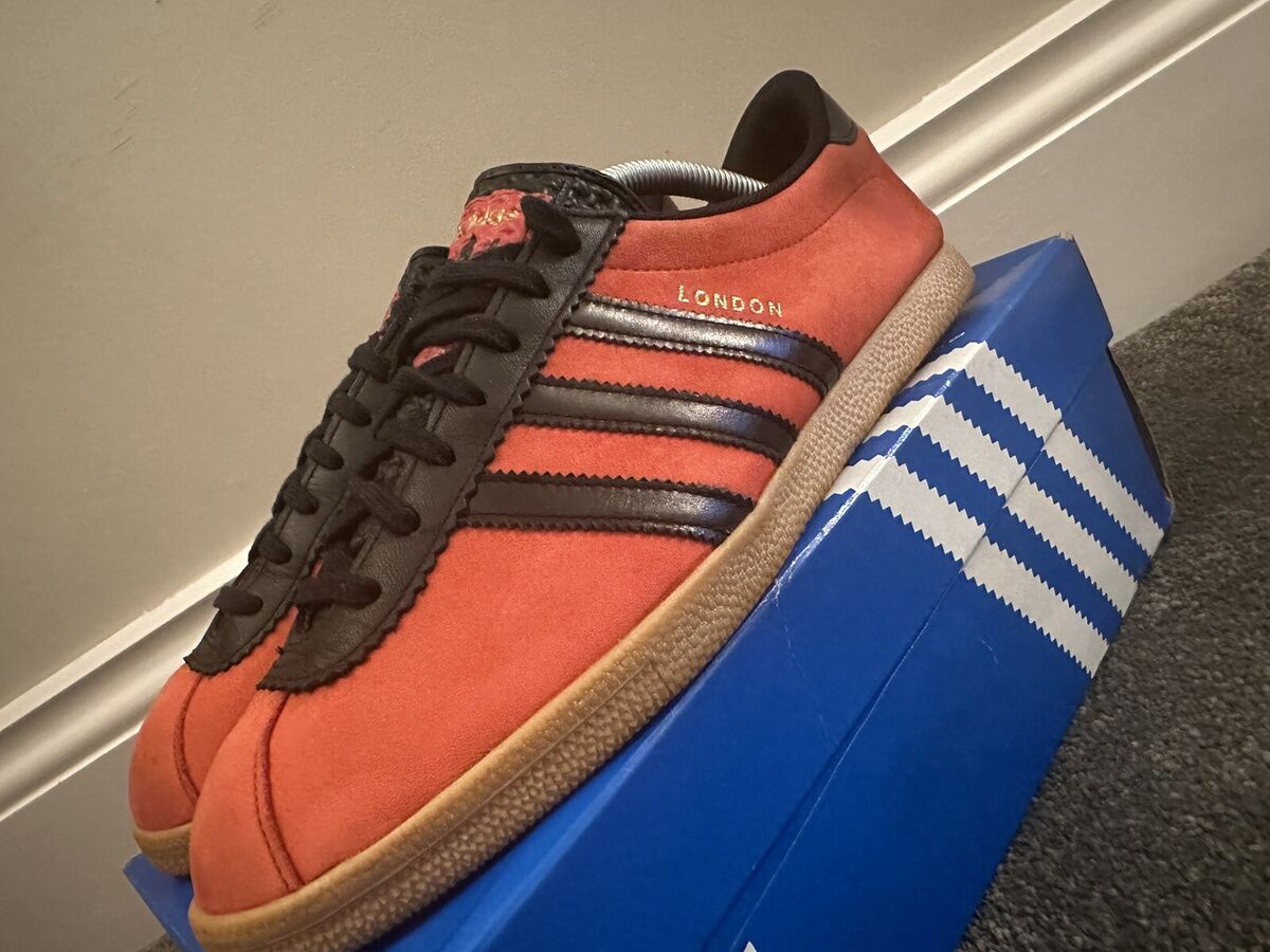 Adidas London 1/500 Red/Black - UK9 - 2010 City Series Rare Adidas London 1/500 Red/Black - UK9 - 2010 City Series Rare