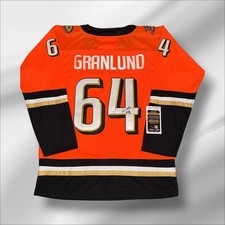 Anaheim Ducks Collecting and Fan Guide 69