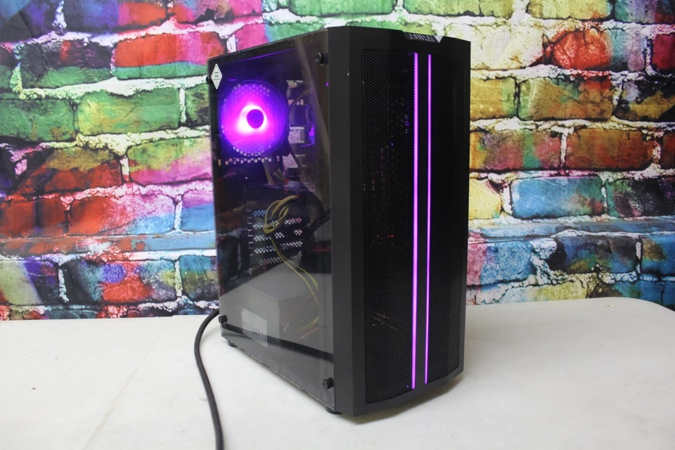 CUSTOM, WHITEBOX Custom Gaming Desktop PC Intel Core i7 3.40 Ghz Quad 32 GB SSD Nvidia RTX 5060