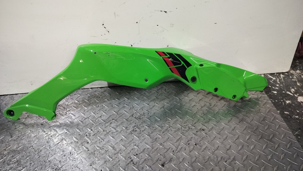 2021-2025 KAWASAKI ZX10R OEM RIGHT SIDE UPPER FAIRING ASSEMBLY