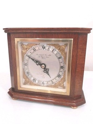 ELLIOTT OF LONDON, HOCHWERTIGE WELTBERÜHMTE UHR. EINZELHANDEL VON GARRARD OF LONDON. '' 