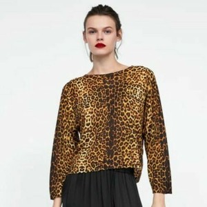 zara leopard sweater