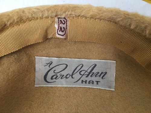 Vintage Carol Ann Faux Fur Hat Gold w Feather Czechoslovakia Ballet Peter Pan - 第 9/9 張圖片
