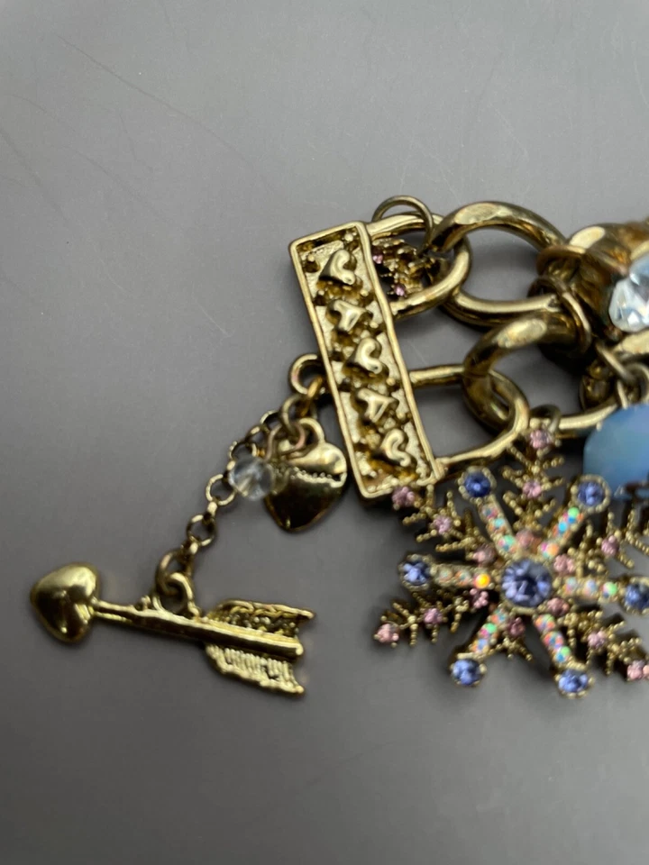 Betsey Johnson Bracelet Snowflake Chunky Purple Pink Blue - Image 3 of 4