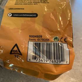 2017 LEGO The LEGO Batman Movie: Batman Cave Pod #5004929 Polybag