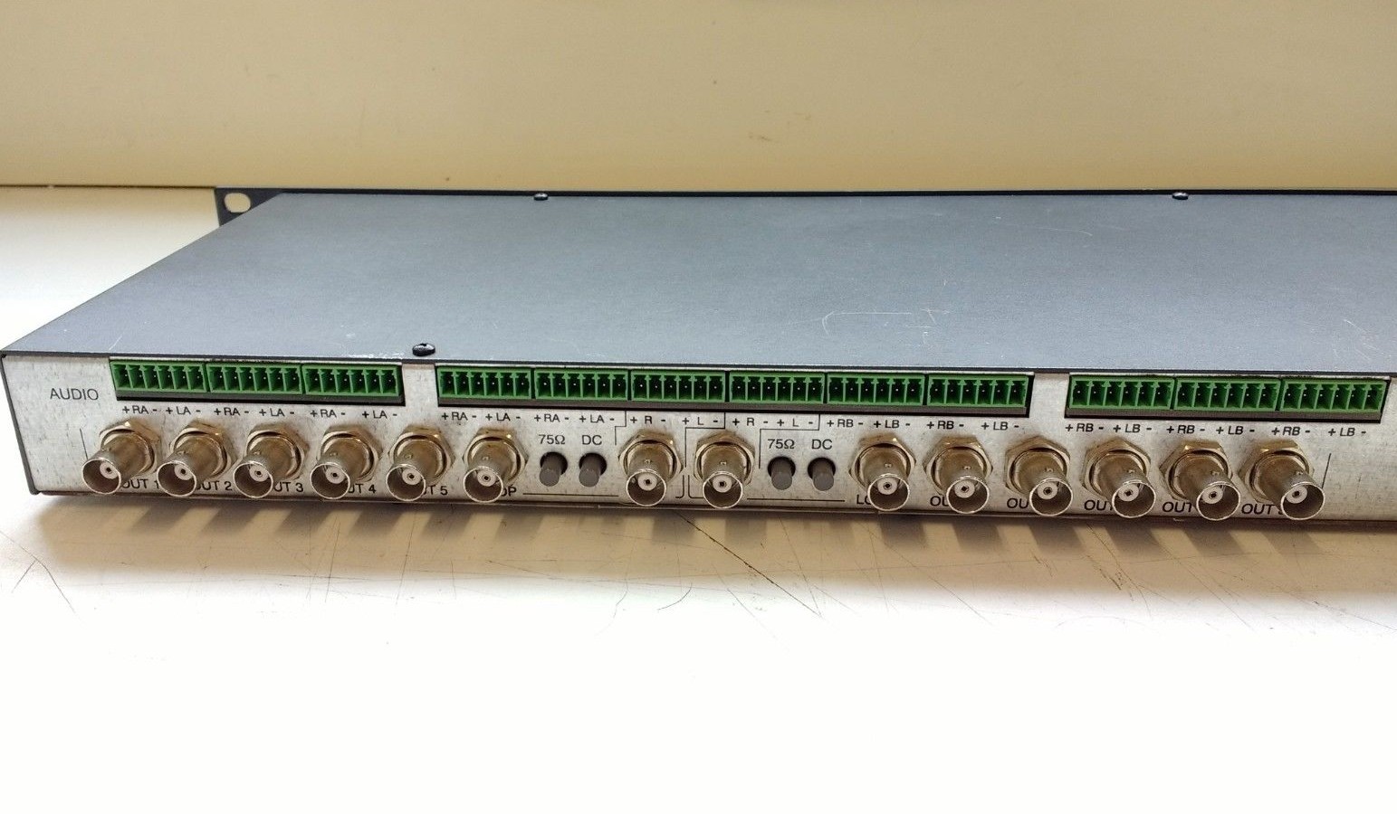 Kramer VM 1411 Composite Video & Balanced Stereo Audio Distribution Amplifier eBay