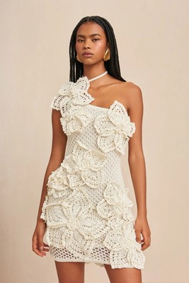 KULT GAIA Kleid Kendria creme handgehäkelt Mini 3D Blumen gefüttert One Shoulder UKM
