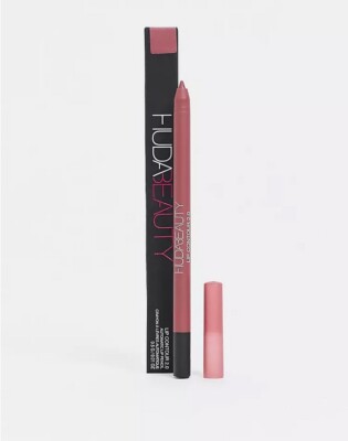 Huda Beauty Lippenkontur 2.0 - tiefe Rose & sehr beere
