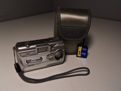 DXG-568 Digital Camera 5.1 Megapixel w/ Memory Card & Case