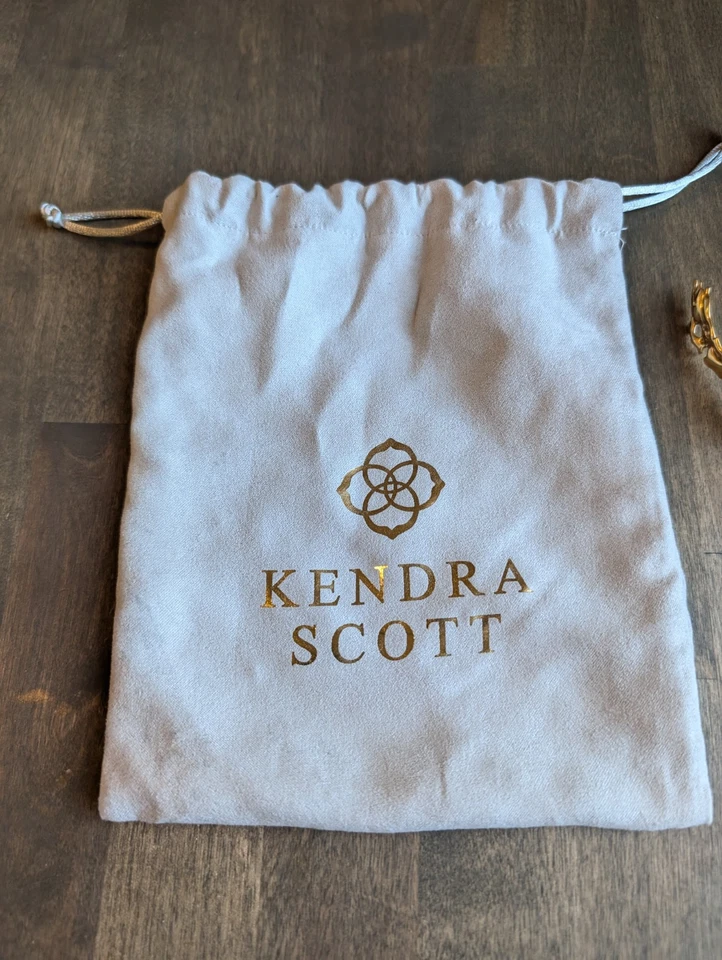 Ожерелье Kendra Scott Savanna красивое золото 23 карата латунь - Изображение 3 из 4