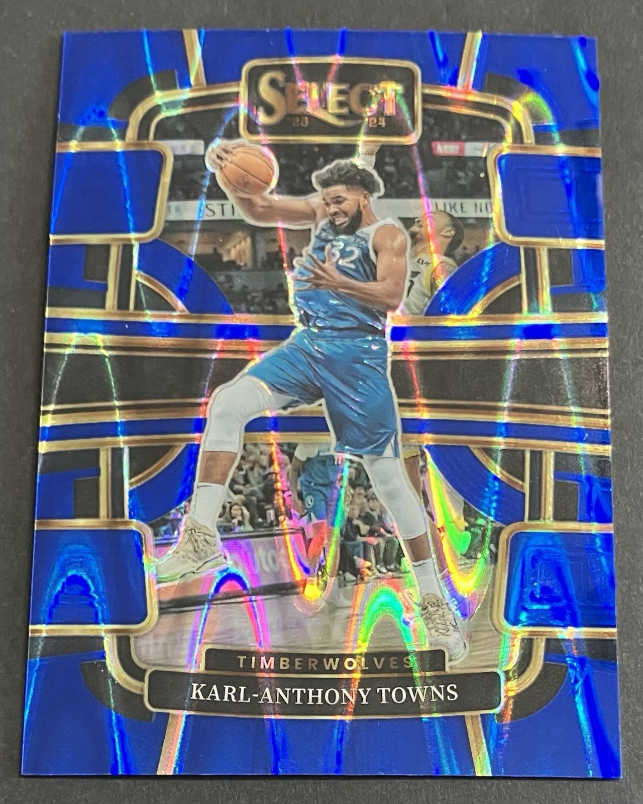 2023-24 Panini Select - Concourse Karl-Anthony Towns #5 Blue Tectonic Prizm /99