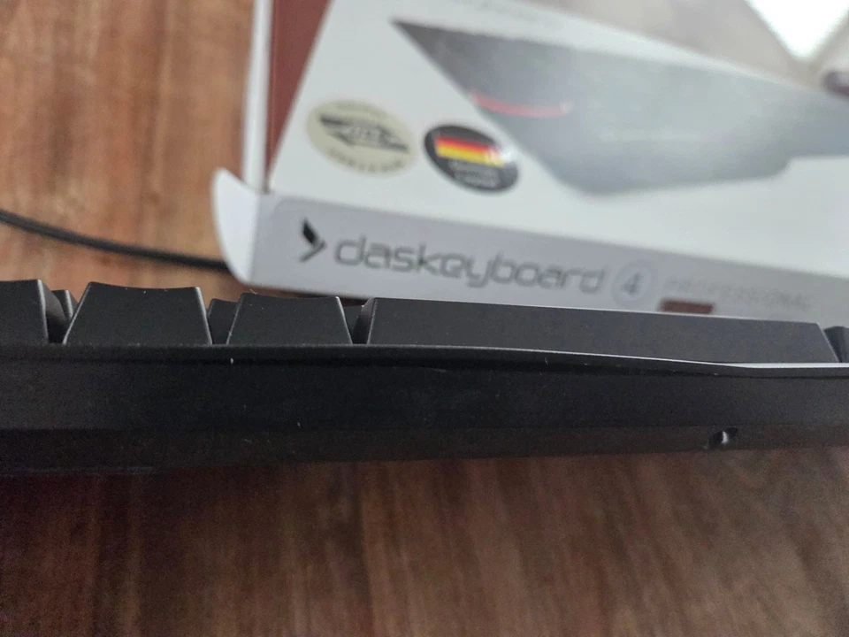 Das Keyboard 4 Professional, mechanische Tastatur, Cherry MX blue Switche clicky - Bild 4 von 4