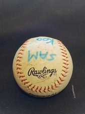 Pelota de béisbol Rawlings usada