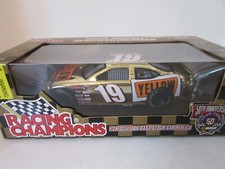 DIECAST RACING CHAMPIONS 19 YELLOW STOCK CAR GOLD 50TH ANNIV 1/24 MIB S1