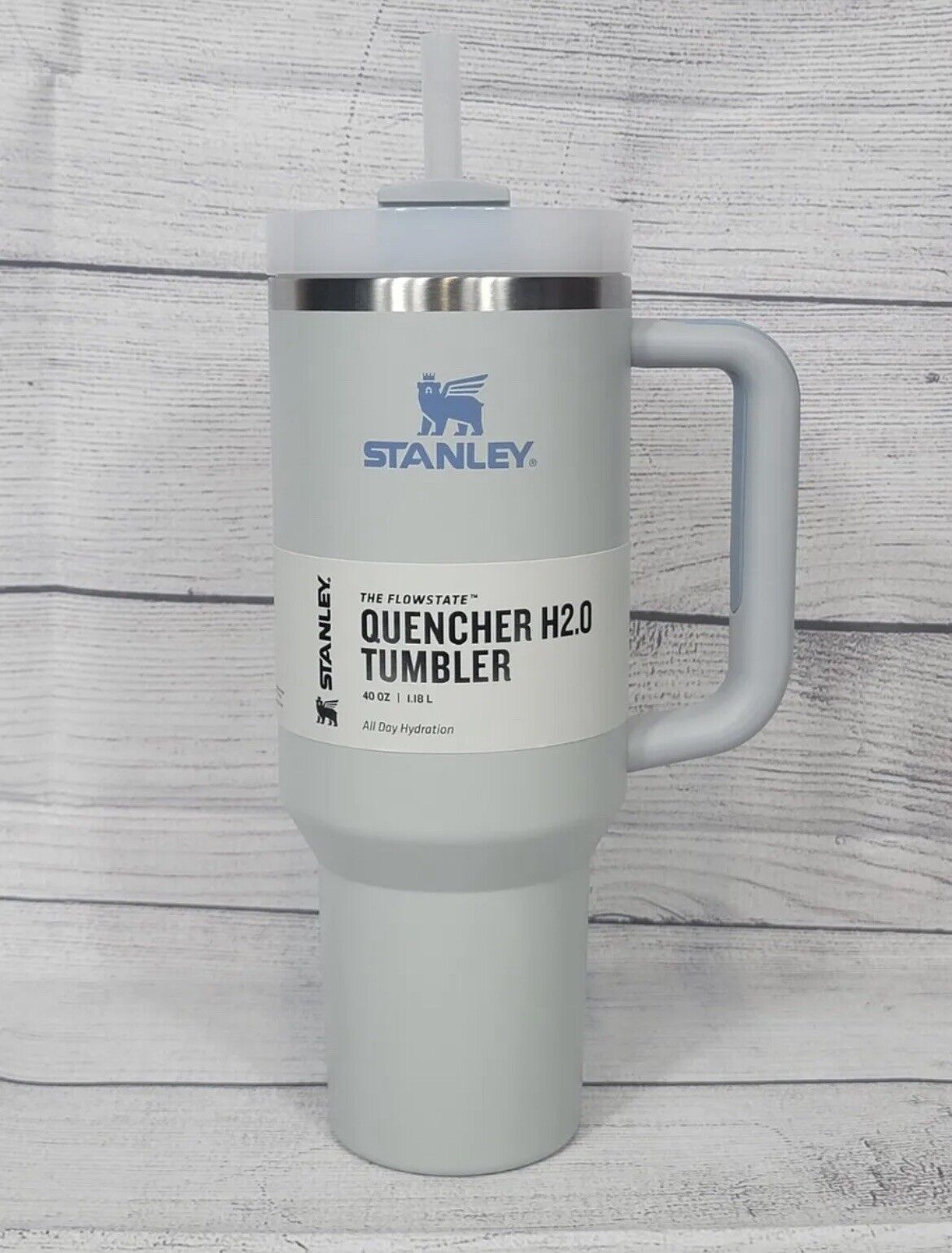 STANLEY The Quencher H2.0 FlowState™ Tumbler | 40 OZ FOG IN HAND