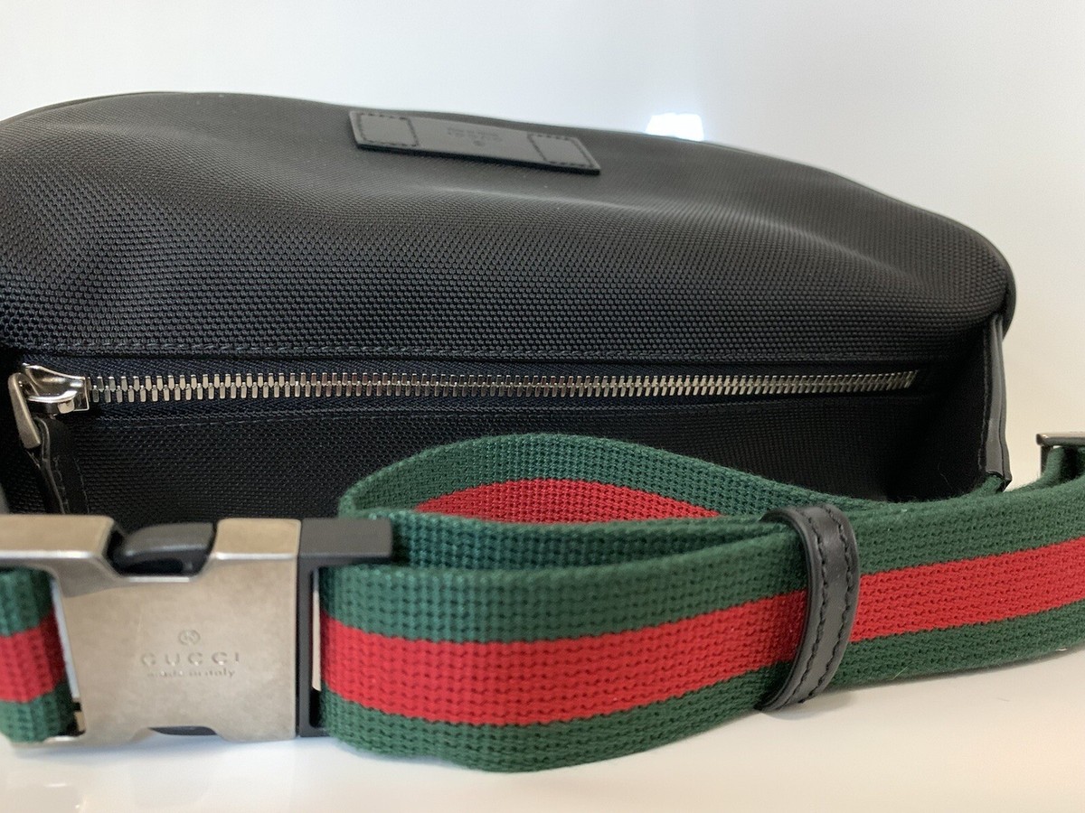 ♡NWT♡ Gucci bag Black Techno Canvas Luggage with Gucci Red Green