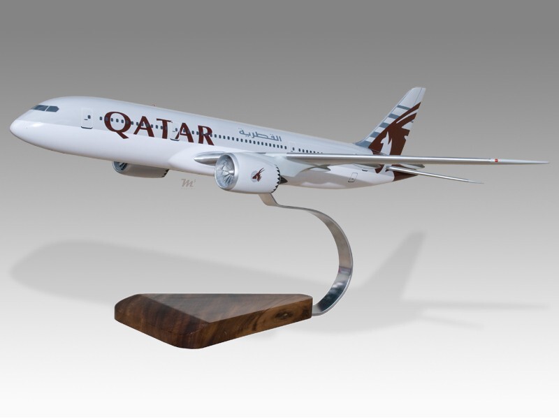 Boeing 787-8 Qatar Airways Desk Wood Airplane New Model
