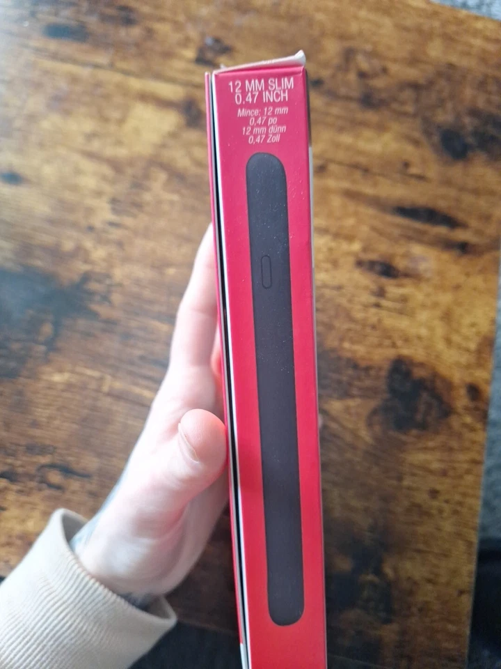 Estuche y almohadilla de carga inalámbrica Dog & BONE BACKBONE Foto 3 de 4