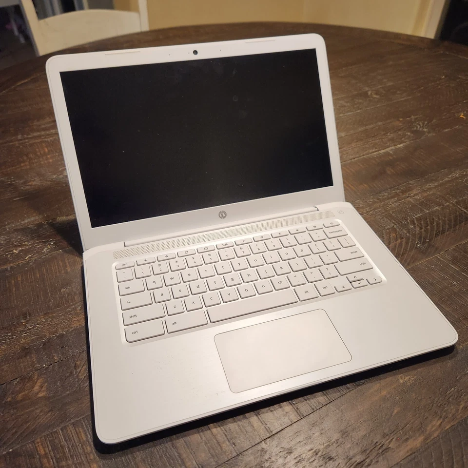 HP Chromebook 14 polegadas (32 GB, Intel Celeron N3350, 1.1GHz, 4GB SDRAM) 14-ca051wm - Imagem 3 de 4