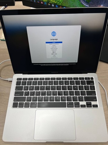 Apple MacBook Air 13-inch 2020(Intel Core i5 10th Gen, 512GB SSD, 8GB)