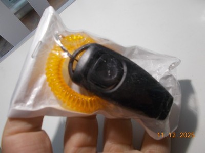 New Patpet Dog Clicker Trainer