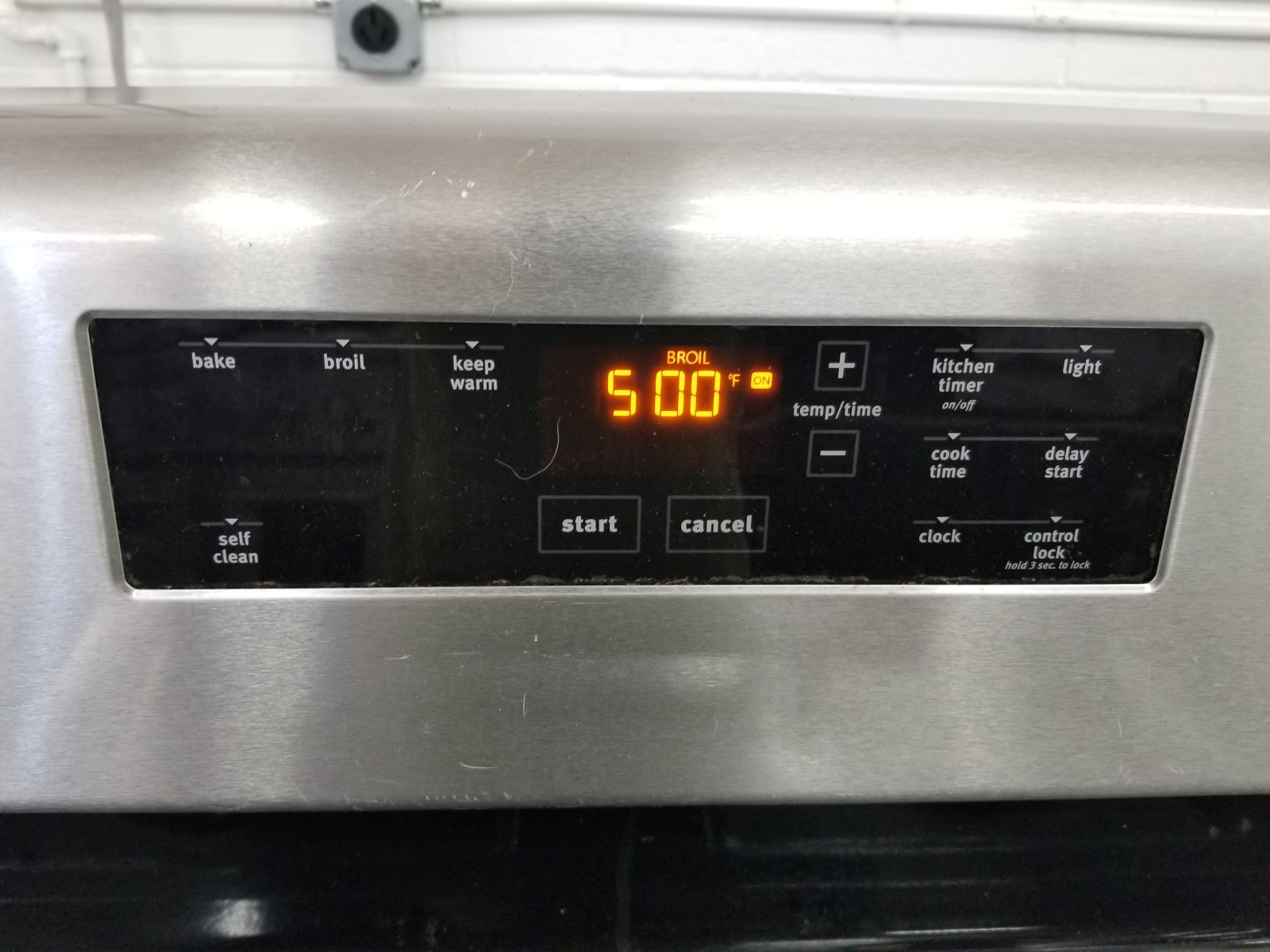 Genuine Maytag Gas Range, Control Board # W10904689