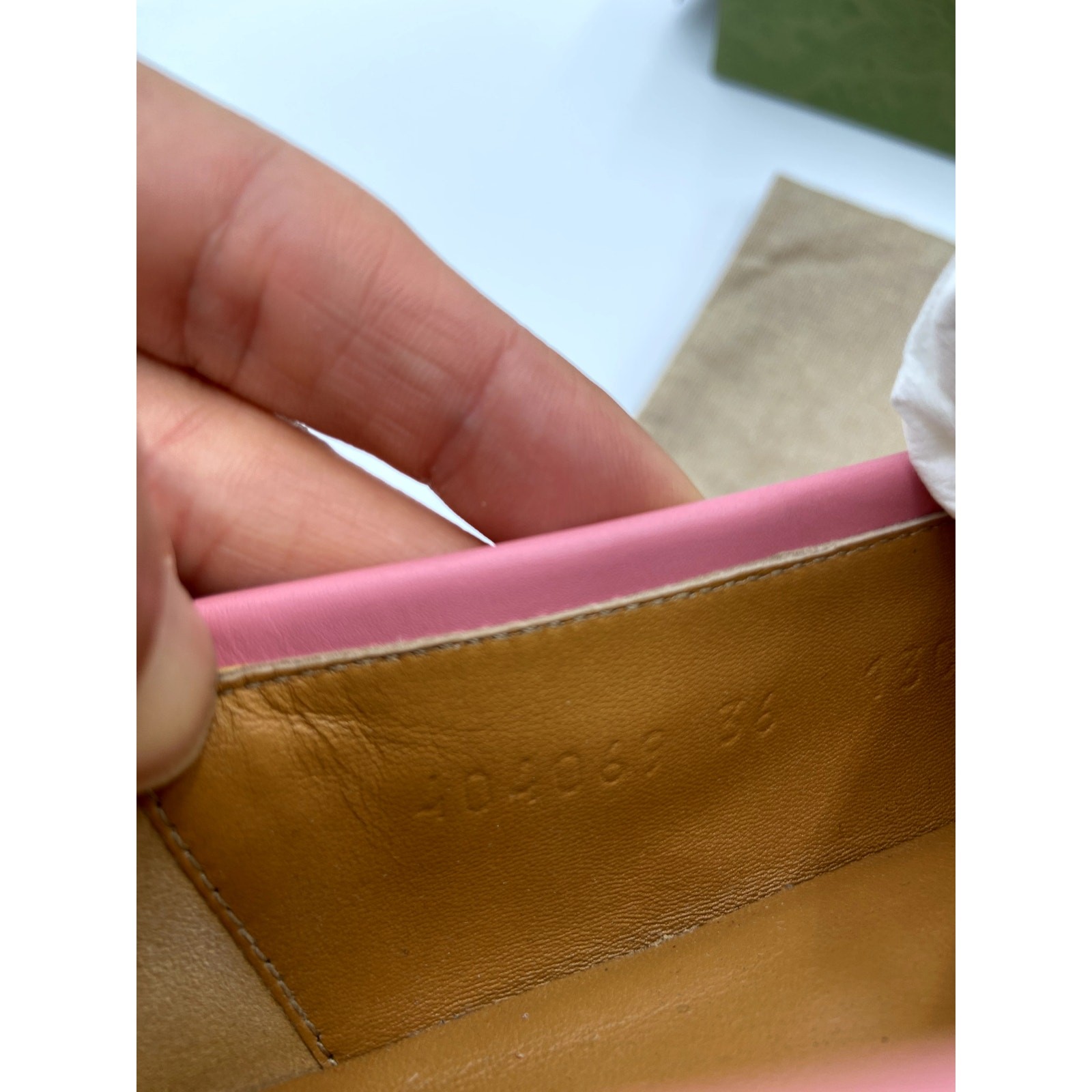 Gucci Jordaan Leather Loafers Shoes Butterfly Pink size 36 thumbnail 6